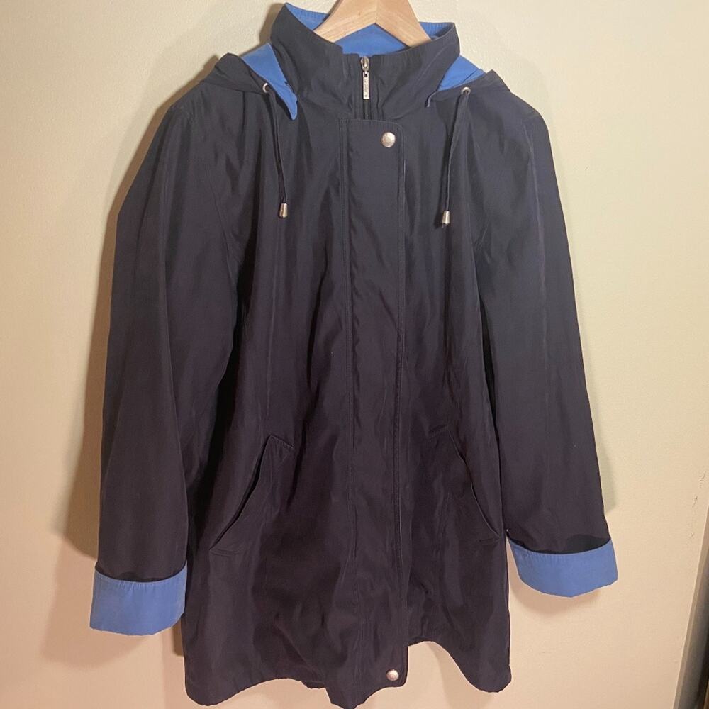 Womens Liz Claiborne Size Large Blue Gingham Trench Coat Polyester Blend Costume
